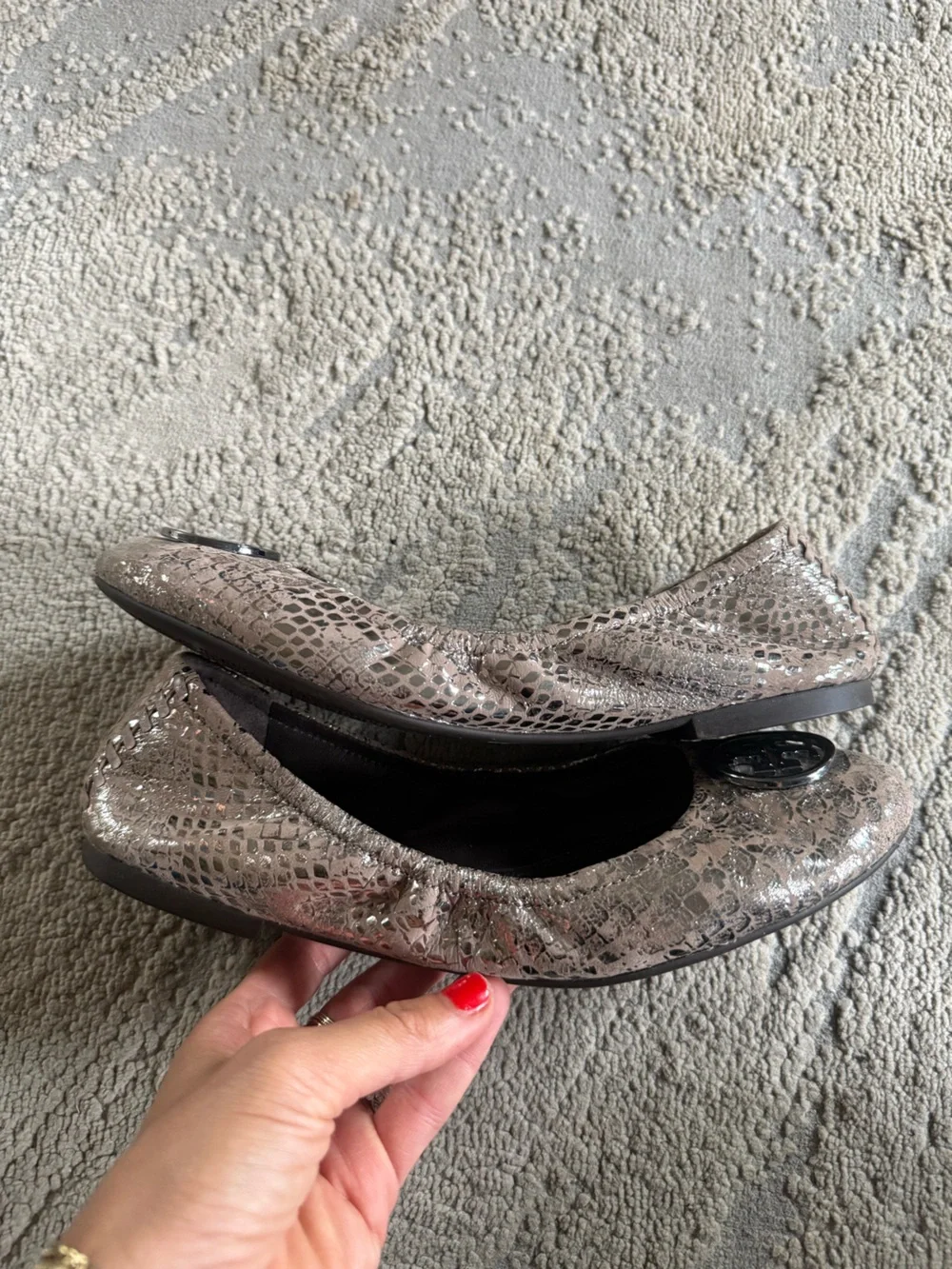 Tory Burch Heidi Metallic Taupe silver Logo Ballet Flats slip on 8